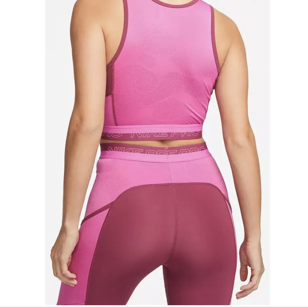 Nike nwt pro